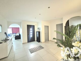  Maison � vendre 6 pi�ces 185 m�