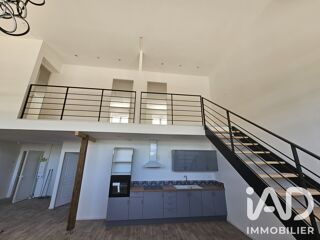 Appartement à louer 5 pièces 109 m²