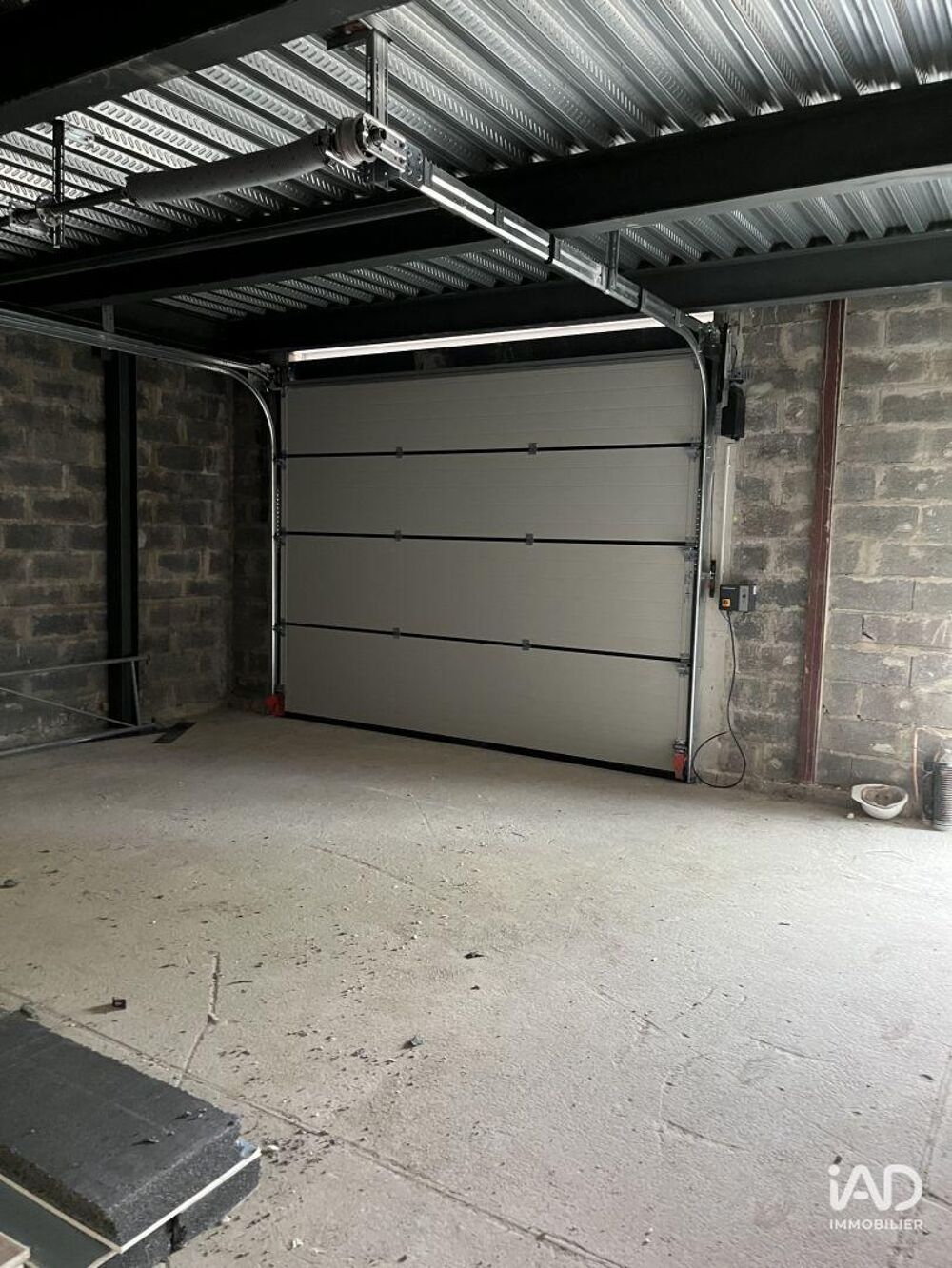   Location Bureaux 96 m&sup2; Écuelles