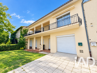 Appartement 4 pièces 130 m² · à Fronsac · 130 m² · 178 000 €