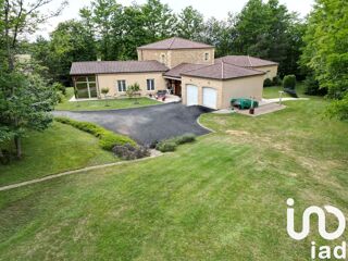  Maison � vendre 10 pi�ces 260 m�
