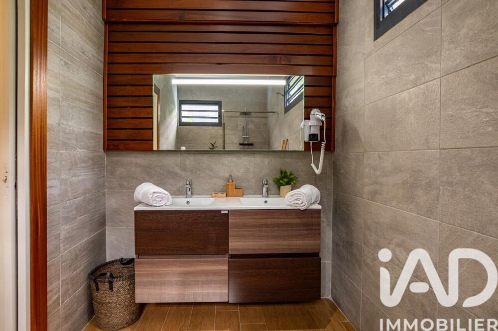 à vendre  Maison Saint-François (97118)