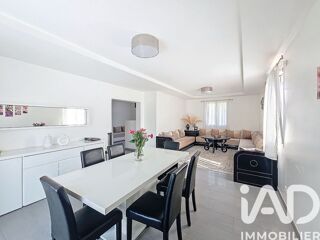 Maison à vendre 8 pièces 196 m²