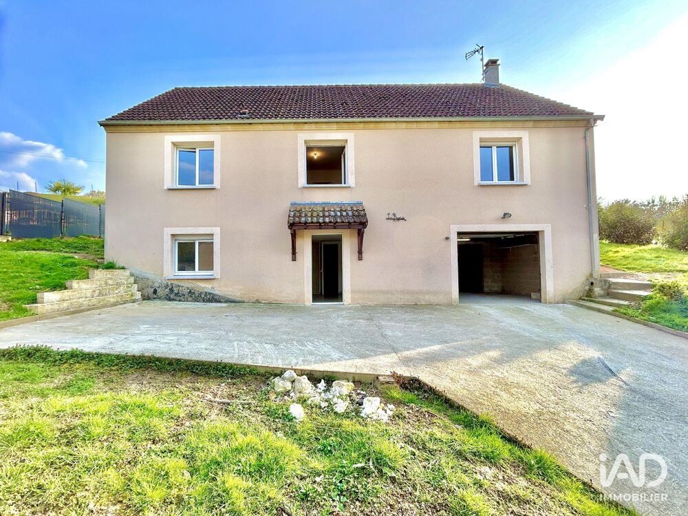 Maison 5 pièces 118 m² · à Véron · 118 m² · 174 000 €