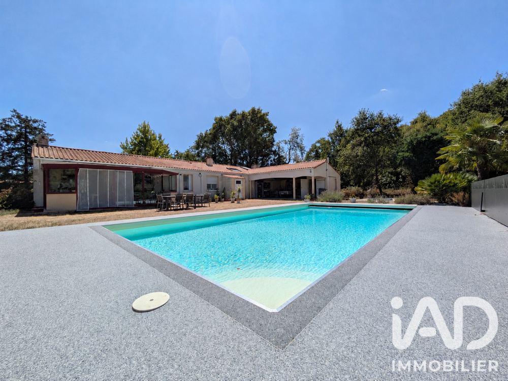 Vente Maison Vente Demeure 6 pièces Le bignon
