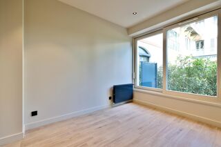  Appartement à louer 3 pièces 73 m²