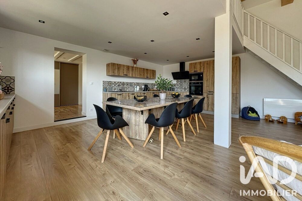 vente Maison - 5 pièce(s) - 170 m² Longèves (17230)