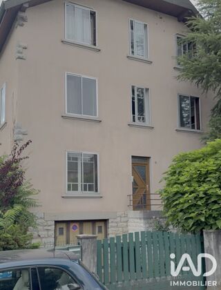  Immeuble à vendre 201 m²