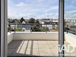  Appartement à louer 3 pièces 82 m²