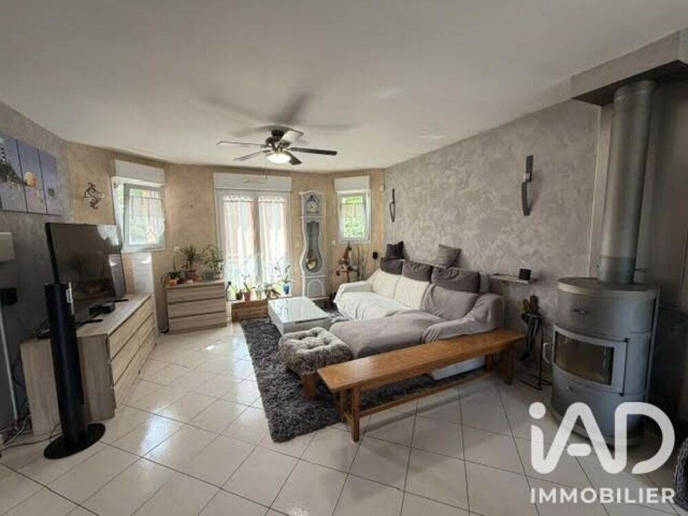 Vente Maison Vente Maison/villa 4 pièces Saint-privat-la-montagne
