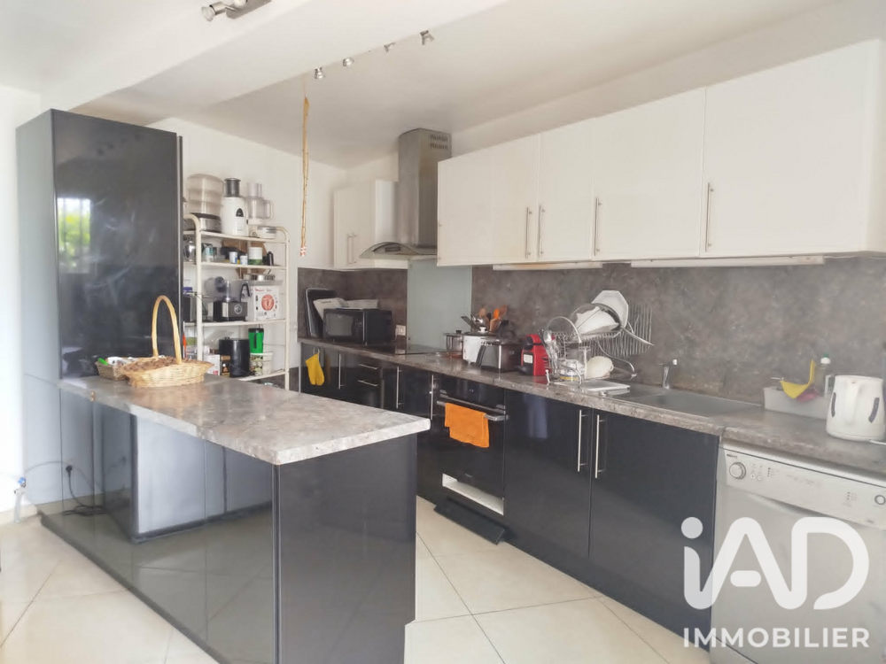 vente Maison - 7 pièce(s) - 214 m² Beaumont-le-Roger (27170)