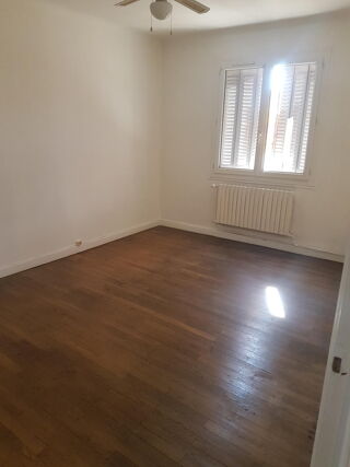  Appartement à louer 2 pièces 45 m²