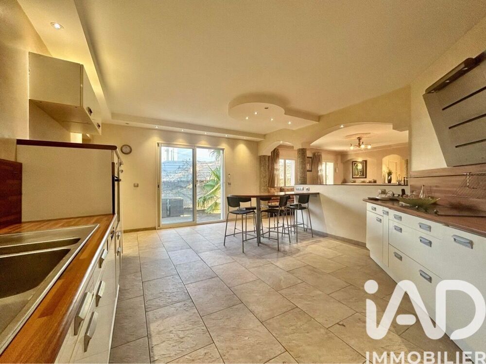 Vente Maison/villa 11 pièces