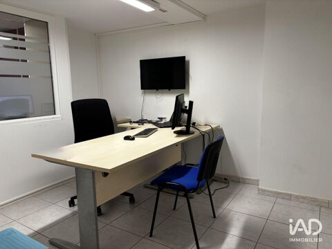   Location Local d'activités 90 m&sup2; 