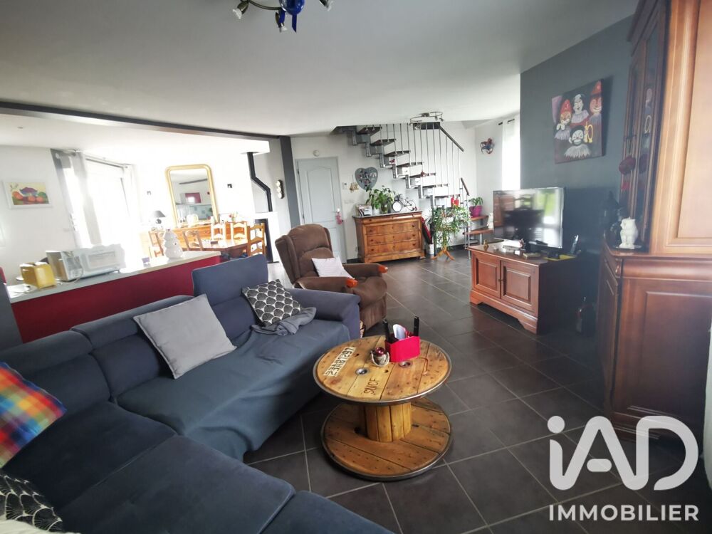 Vente Maison Vente Pavillon 7 pièces Dollon