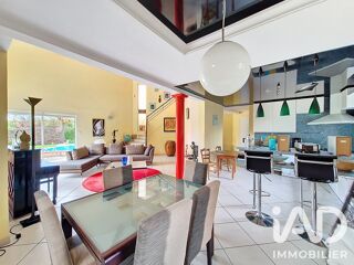  Maison à vendre 6 pièces 196 m²