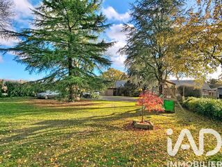 Maison à vendre 15 + pièces 374 m²