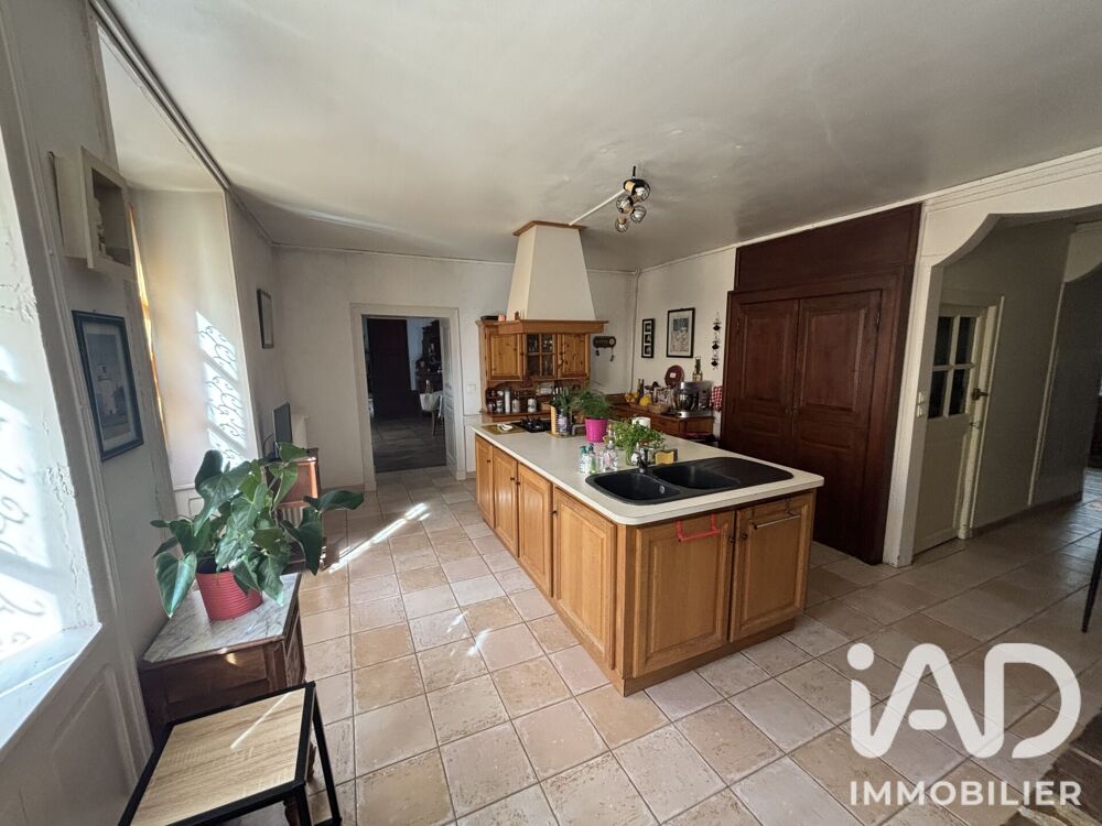 Vente Maison Vente Maison de ville 9 pièces Dournazac
