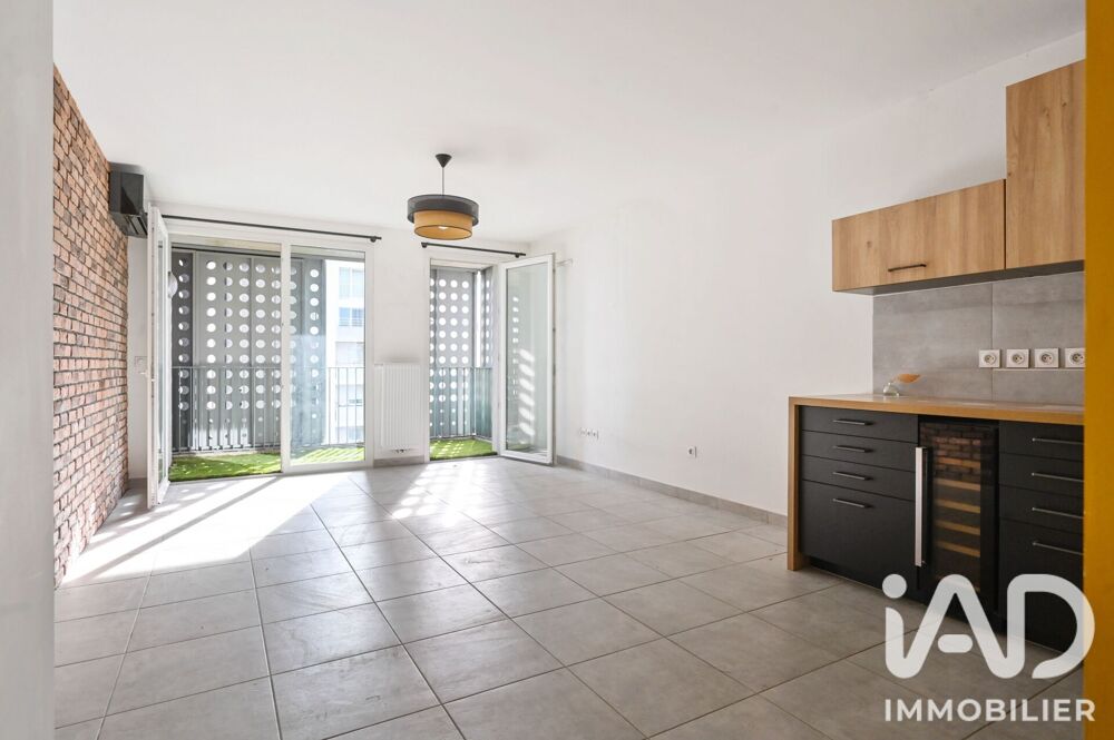 Location Appartement 3 pièces 64 m² - View 3