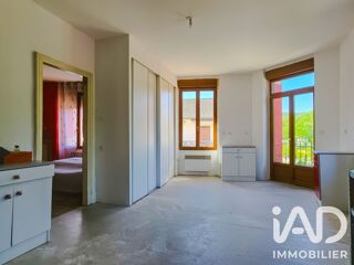  Immeuble à vendre 15 + pièces 228 m²