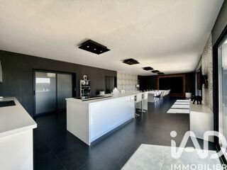  Maison à vendre 8 pièces 377 m²