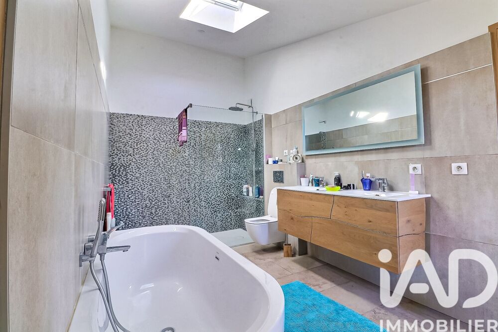 Vente Maison Vente Maison de village 5 pièces Aimargues