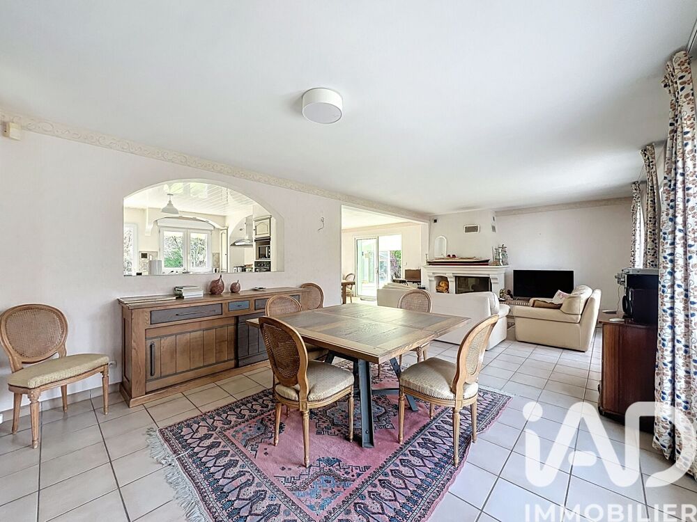 Vente Maison Vente Maison traditionnelle 7 pièces Favières