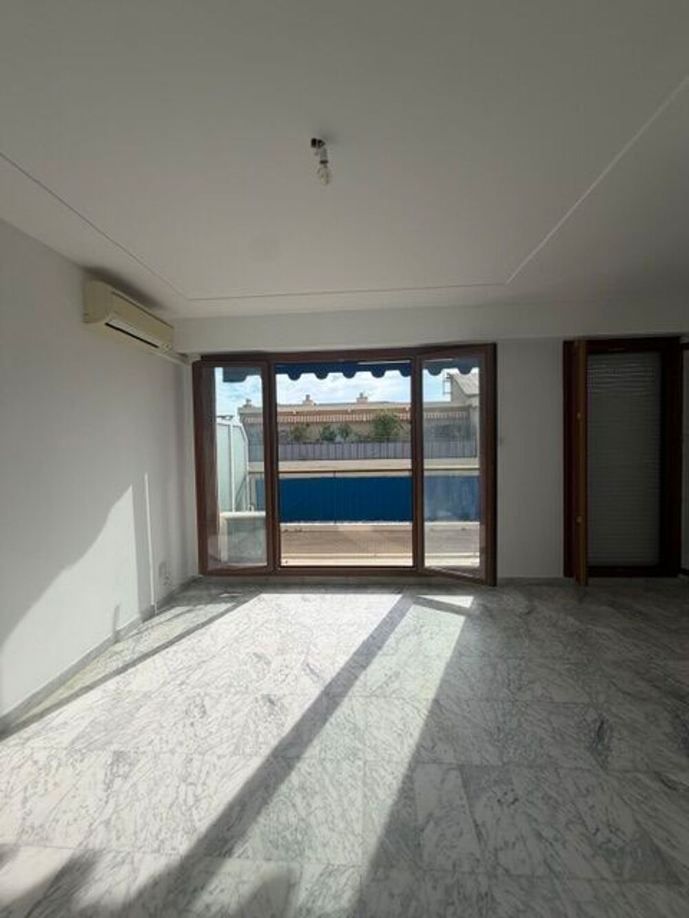 Location Appartement LOCATION VIDE - STUDIO NEUF Beaulieu sur mer