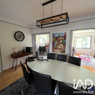  Maison à louer 7 pièces 121 m²