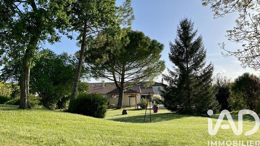 Vente Maison Vente Maison de campagne 8 pièces Saint-fort-sur-le-né