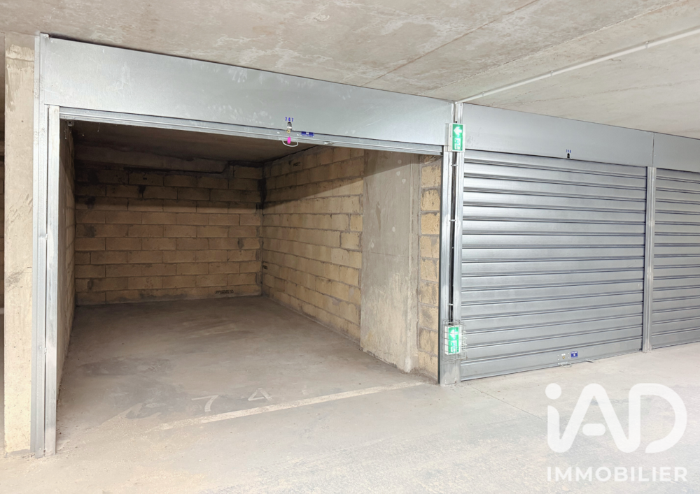 Vente Parking/Garage Vente Garage 65 m&sup2; Paris 19