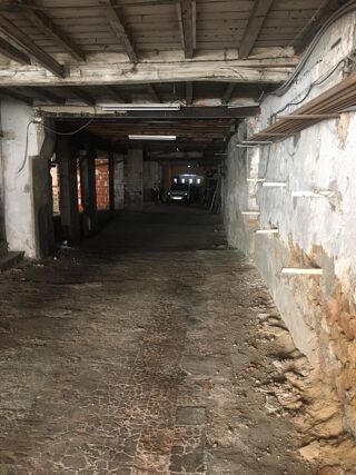  Immeuble  vendre 852 m