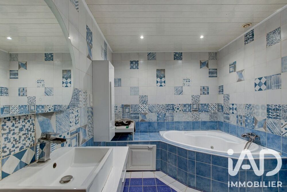vente Maison - 7 pièce(s) - 175 m² Montdidier (80500)