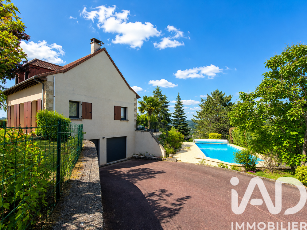 vente Maison - 7 pièce(s) - 223 m² Cosnac (19360)