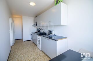  Appartement à louer 4 pièces 83 m²