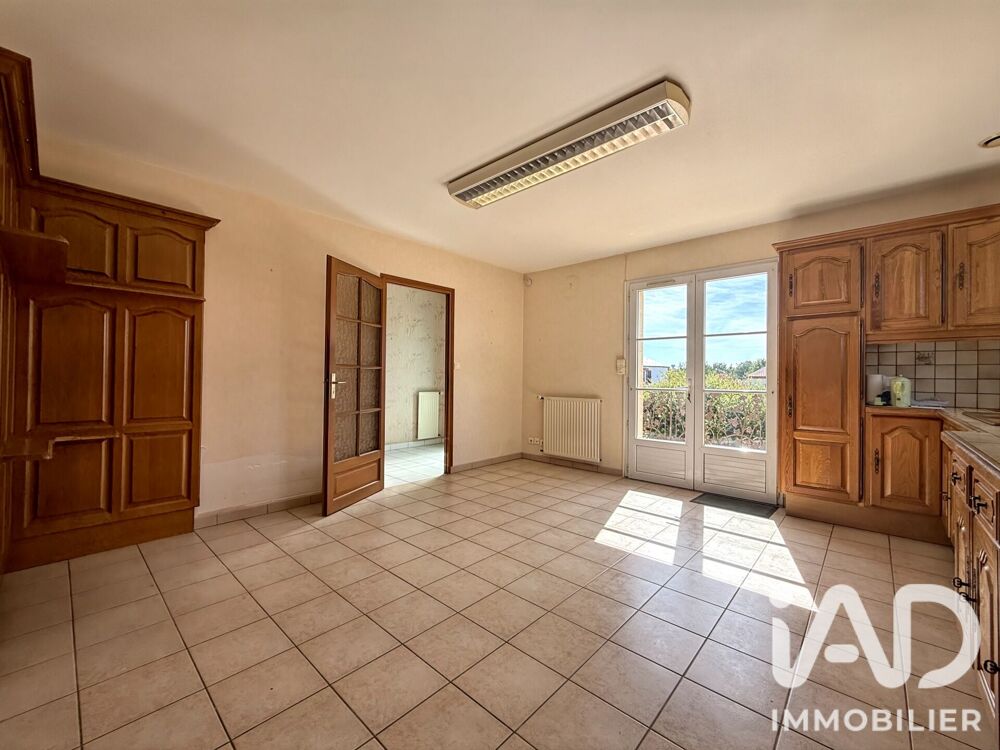 Vente Maison Vente Maison traditionnelle 8 pièces Rocheservière