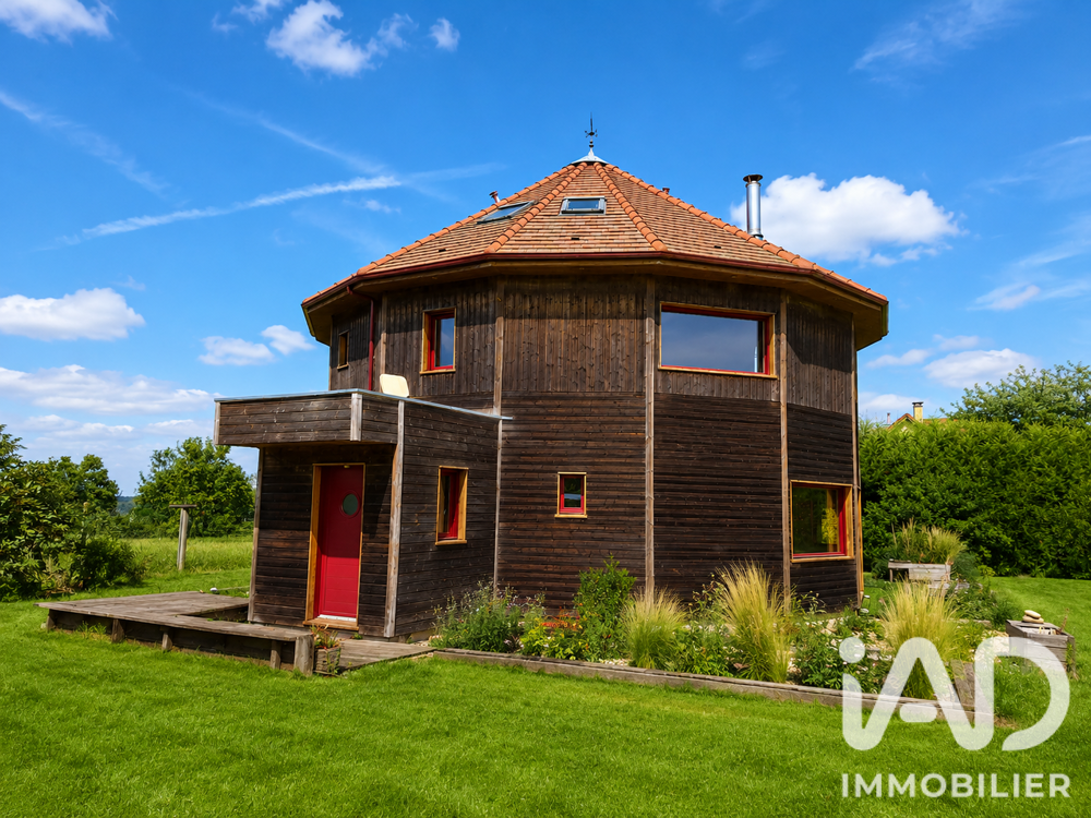Maison 8 pièces 213 m² · à Le Cormier · 213 m² · 379 000 €