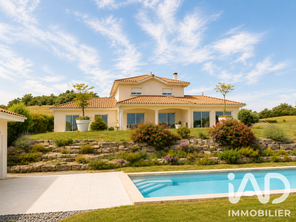 à vendre  Maison Bourgoin-Jallieu (38300)