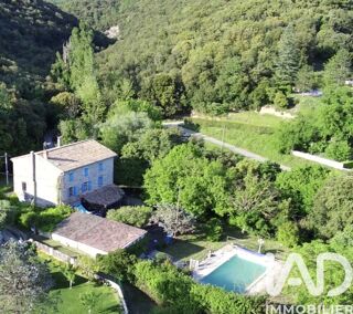  Maison à vendre 8 pièces 272 m²