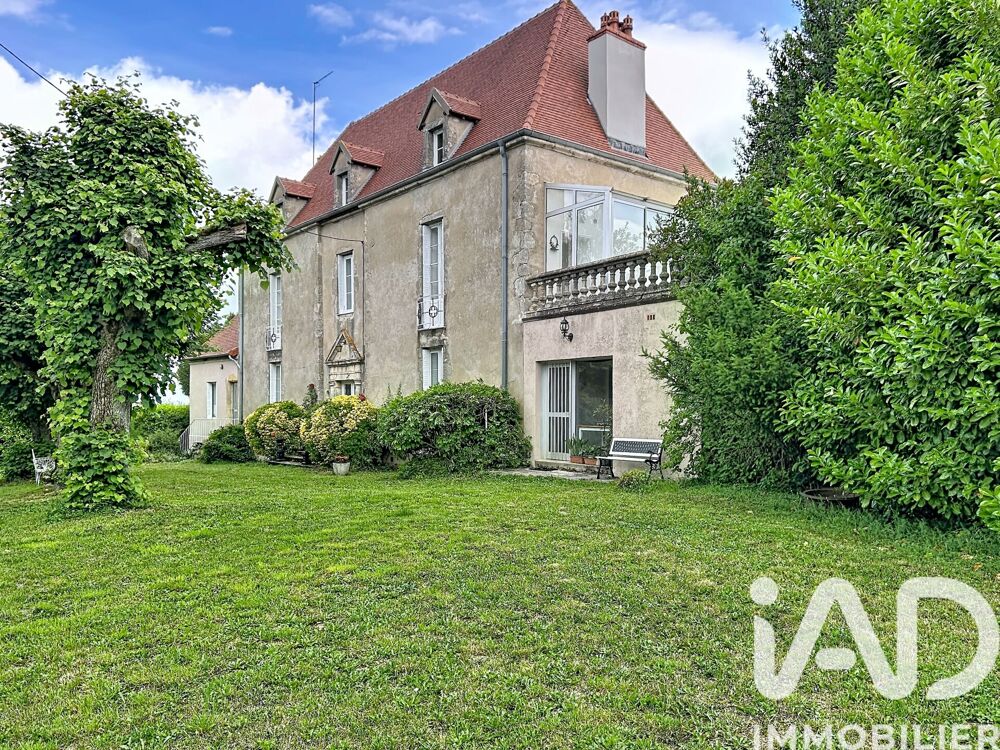 vente Maison - 8 pièce(s) - 215 m² Oyé (71800)