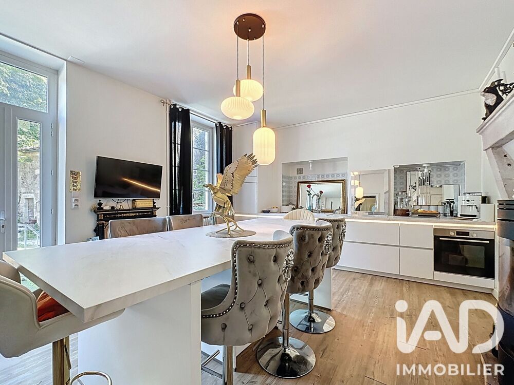 Vente Maison Vente Maison de ville 9 pièces Champdeniers