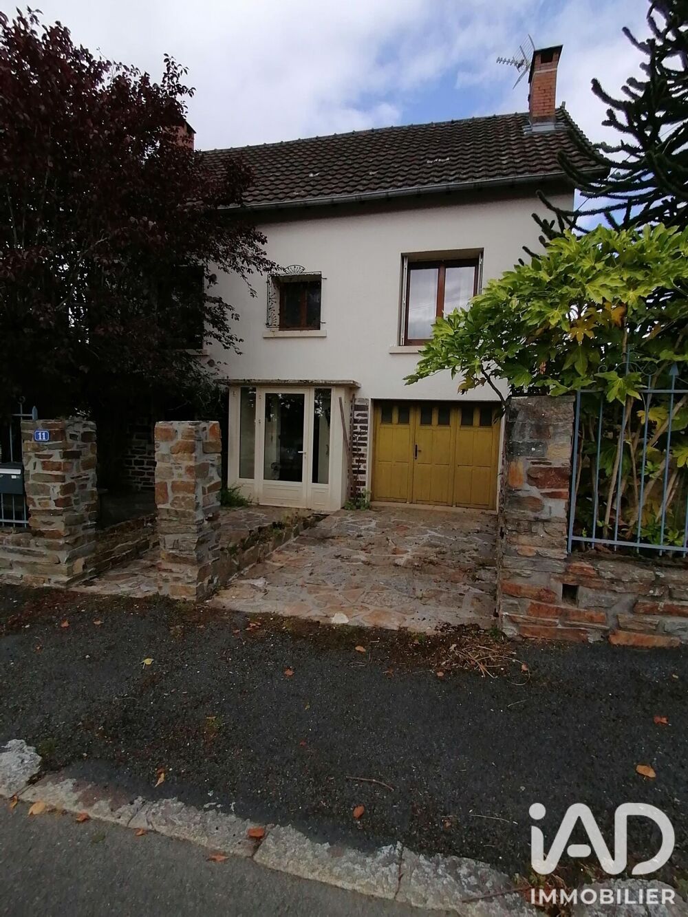 Vente Maison Vente Maison traditionnelle 11 pièces Saint-yrieix-la-perche