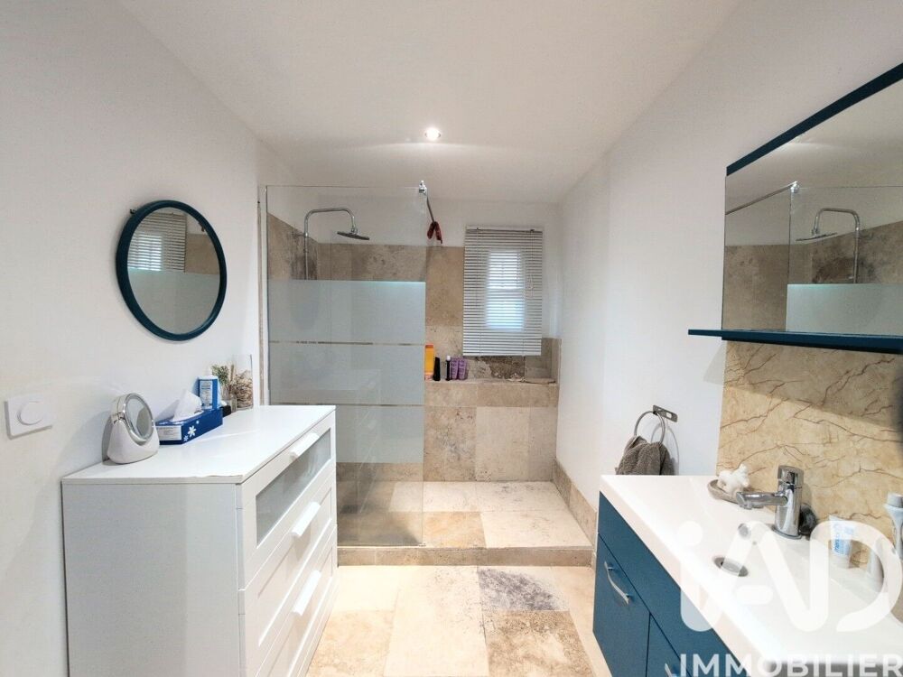 � vendre  Maison La Roque-sur-Pernes (84210)