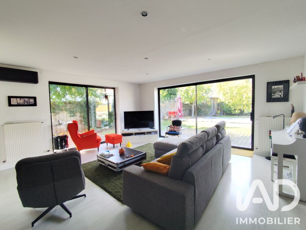 Vente Maison Vente Maison d'architecte 6 pièces Ambarès-et-lagrave