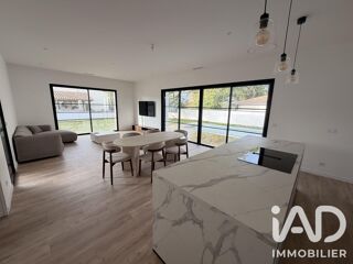  Maison 7 pièces 138 m² Loupes