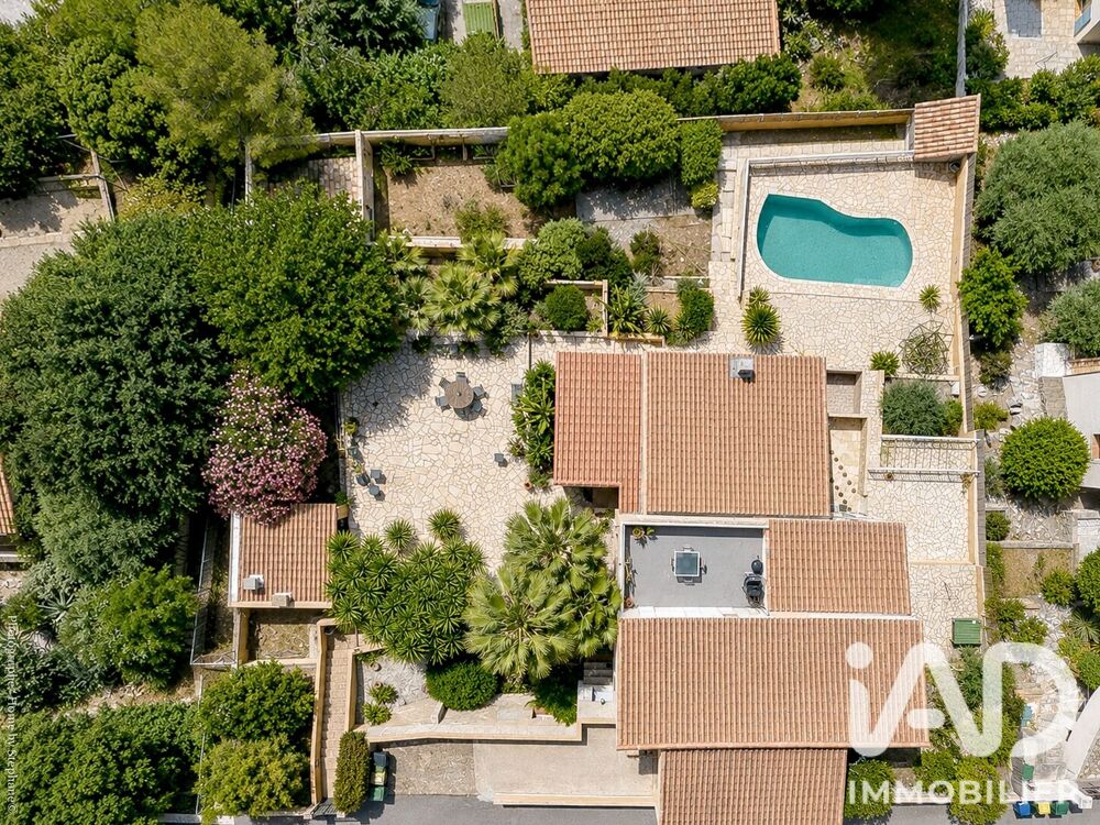 Vente Maison Vente Maison/villa 8 pièces Carnoux-en-provence