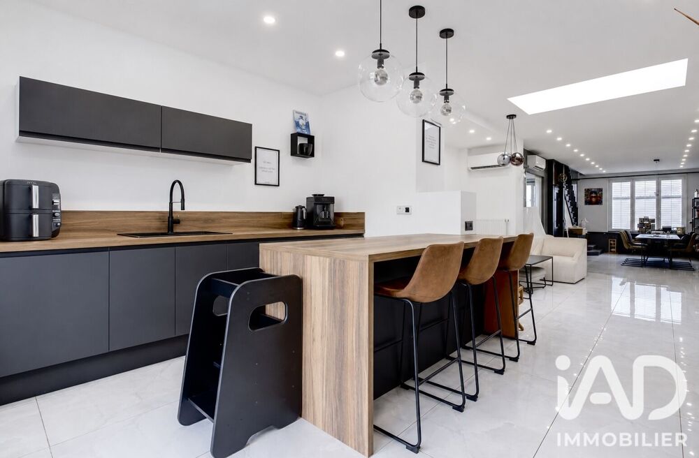 Maison 5 pièces 130 m² · à Wattrelos · 130 m² · 320 000 €