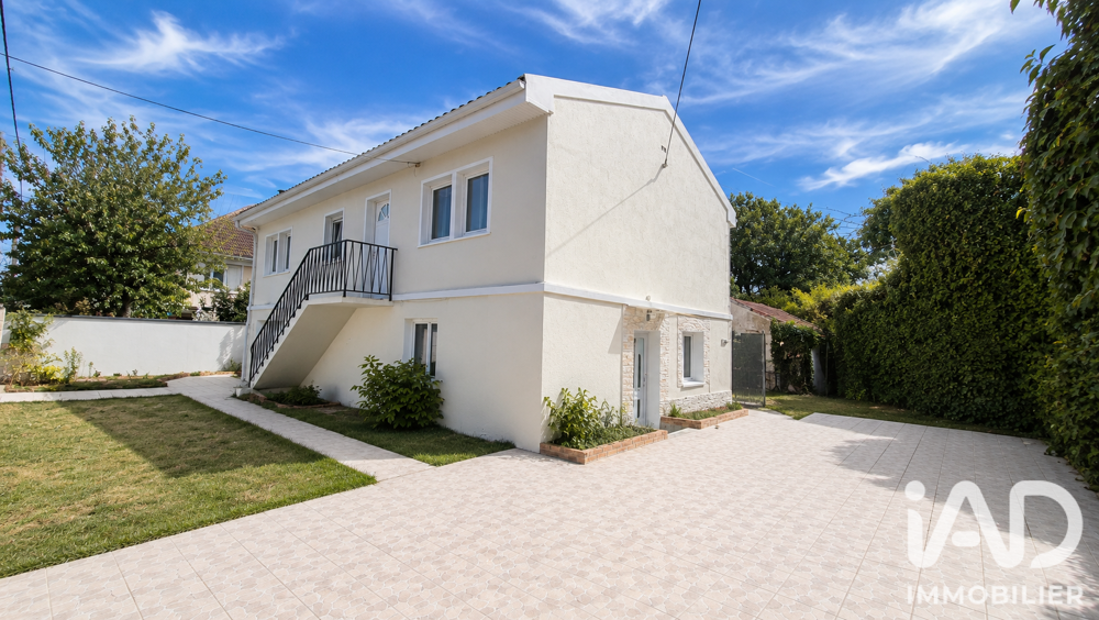 Vente Maison Vente Maison traditionnelle 7 pièces Roissy-en-brie