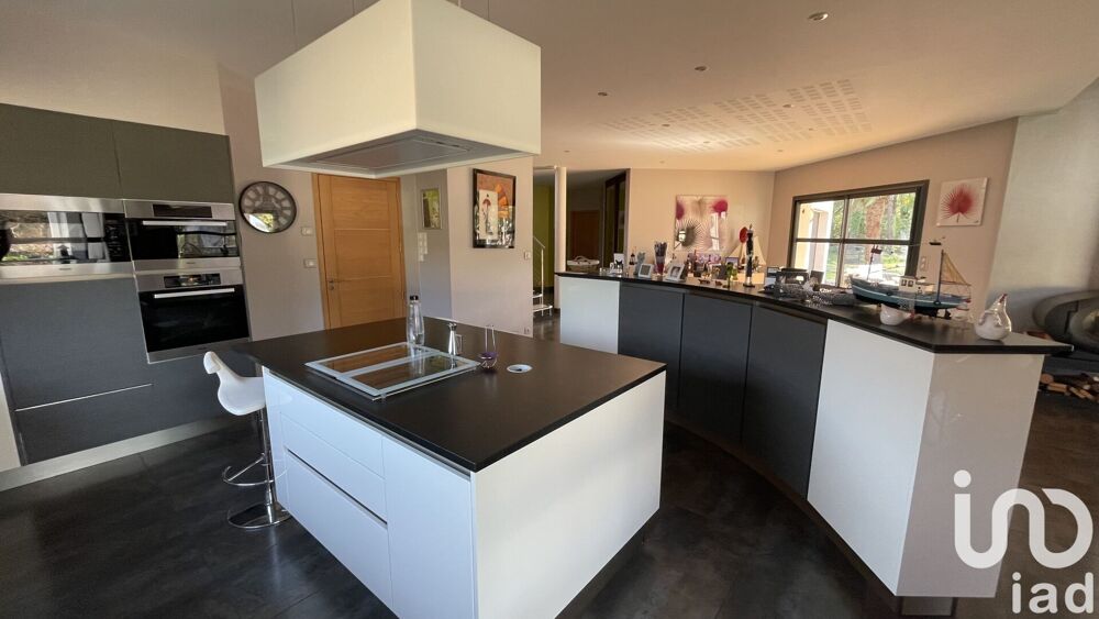 à vendre  Maison Parentis-en-Born (40160)