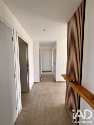  Appartement à louer 3 pièces 55 m²